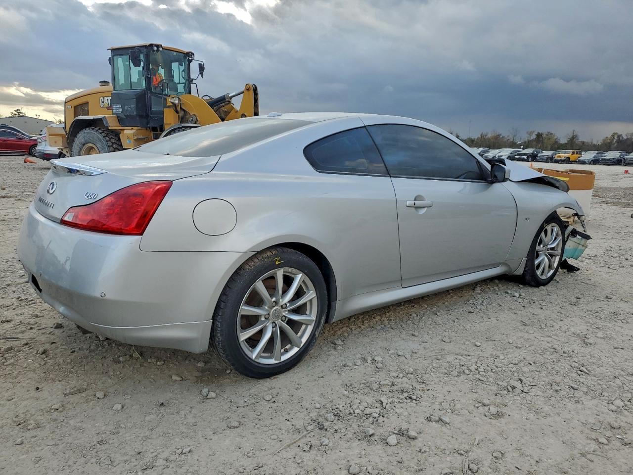 2015 Infiniti Q60 Journey - zdjęcie 3