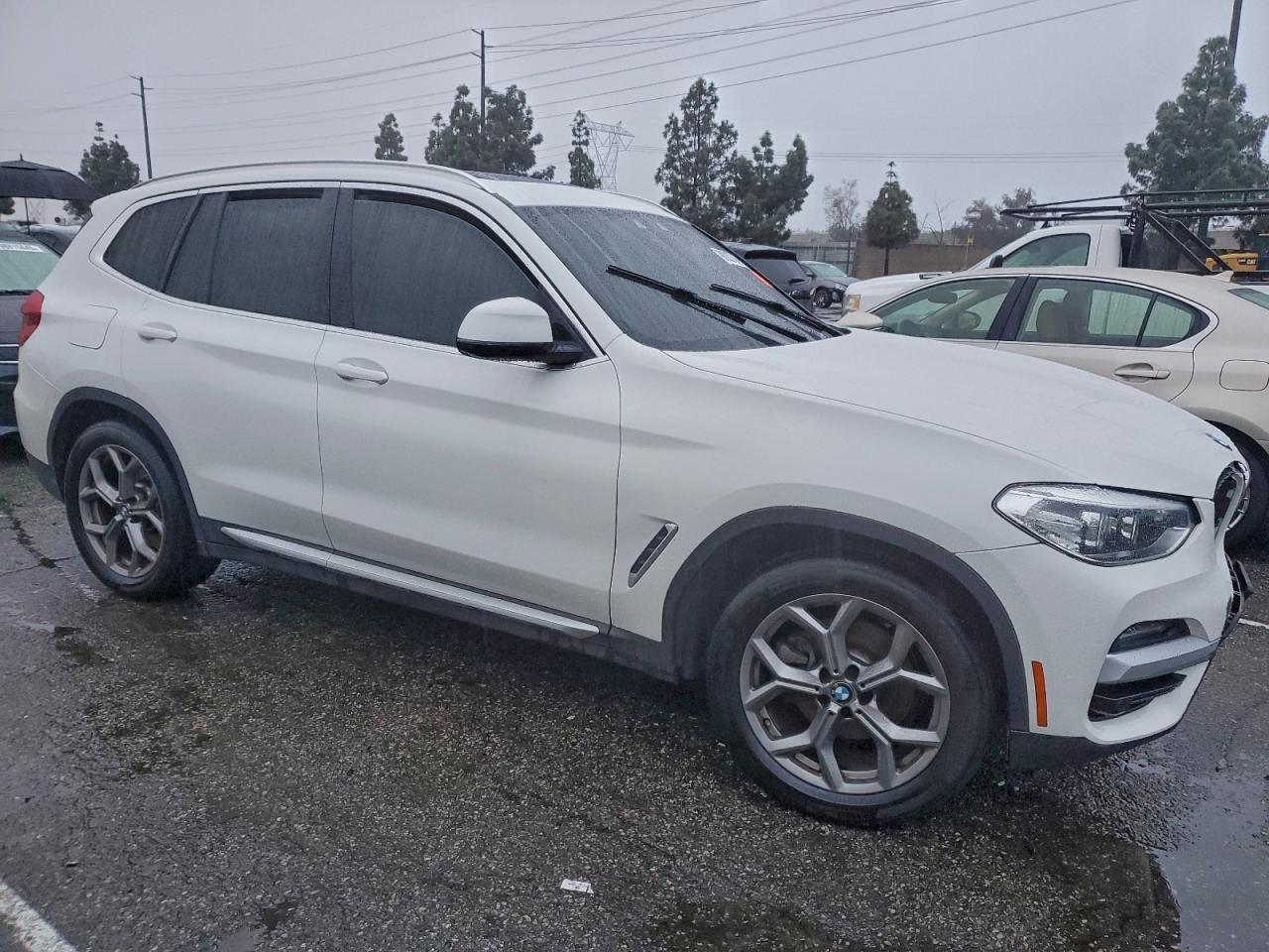 2021 BMW X3 Sdrive30I - zdjęcie 4