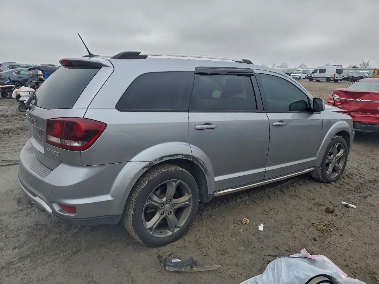 2017 Dodge Journey Crossroad - zdjęcie 3