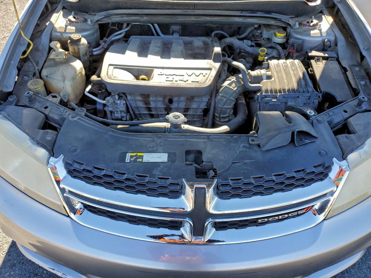 2014 Dodge Avenger Se - zdjęcie 11