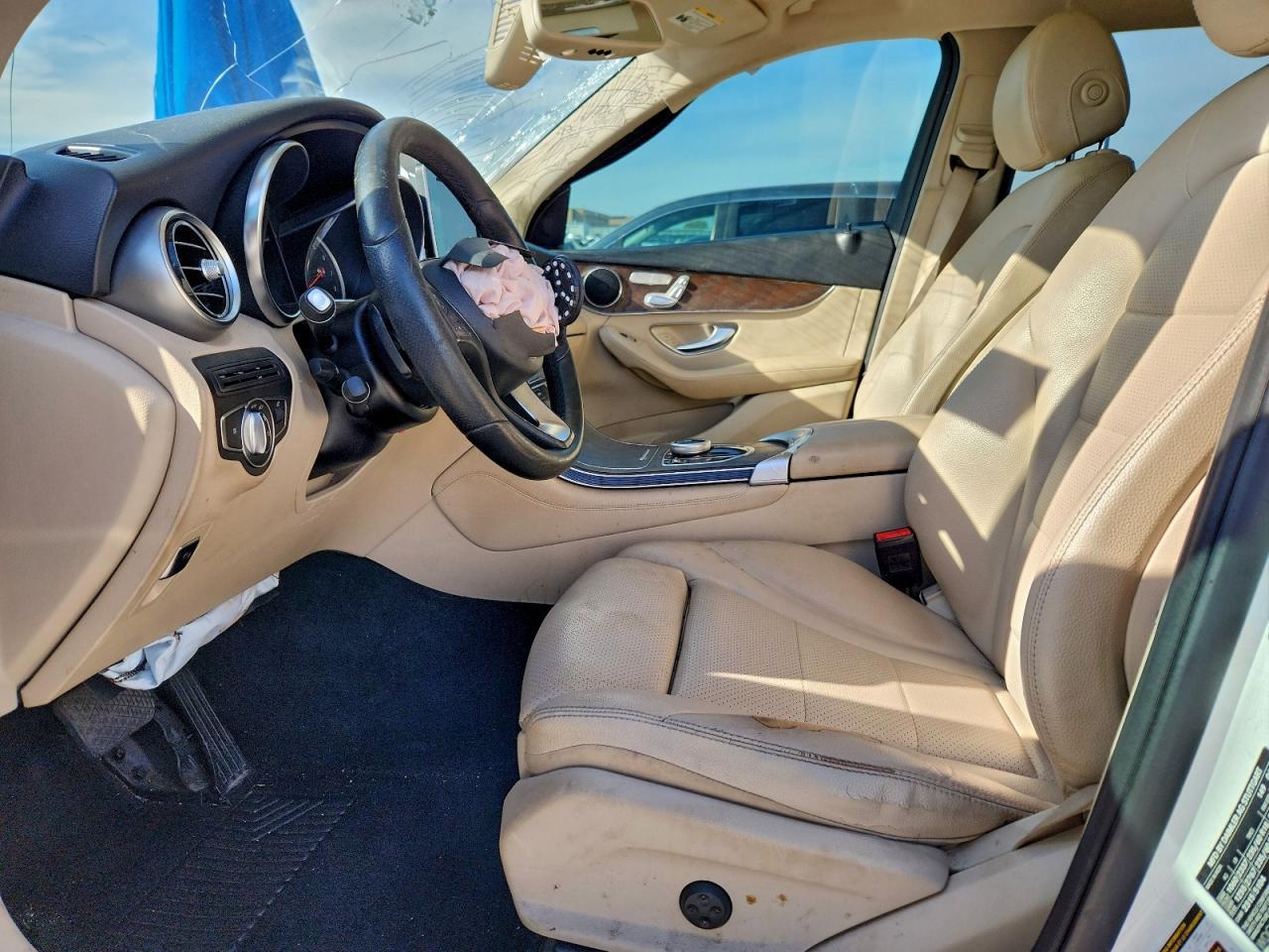 2019 Mercedes-Benz Glc 300 - zdjęcie 7
