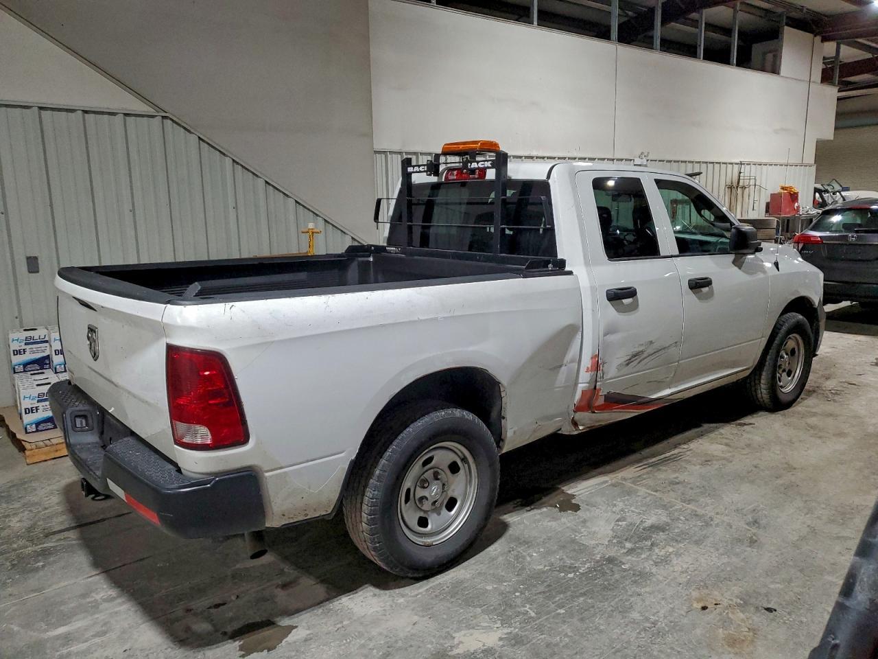 2023 Ram 1500 Classic Tradesman - zdjęcie 3