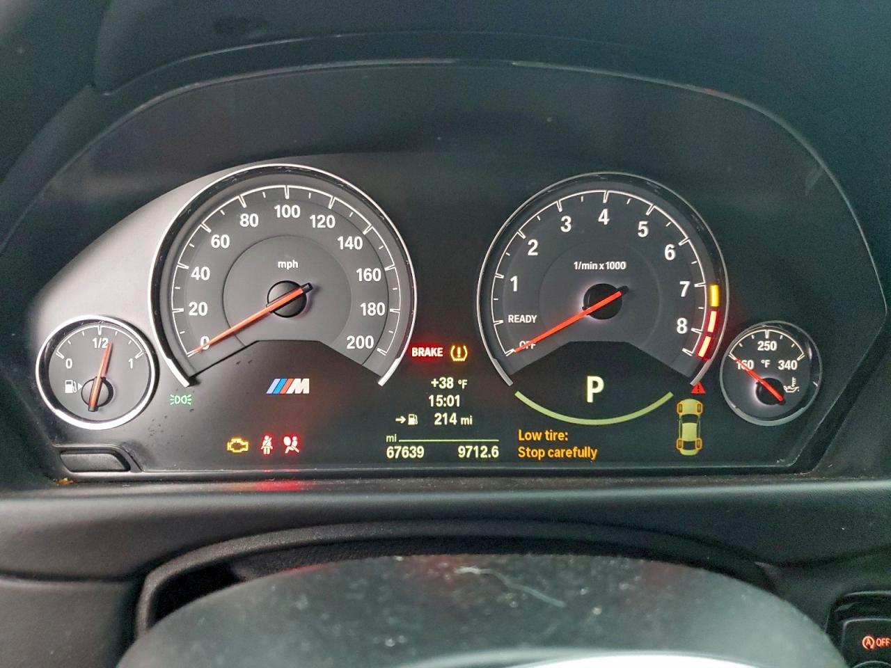 2015 BMW M4 - zdjęcie 9