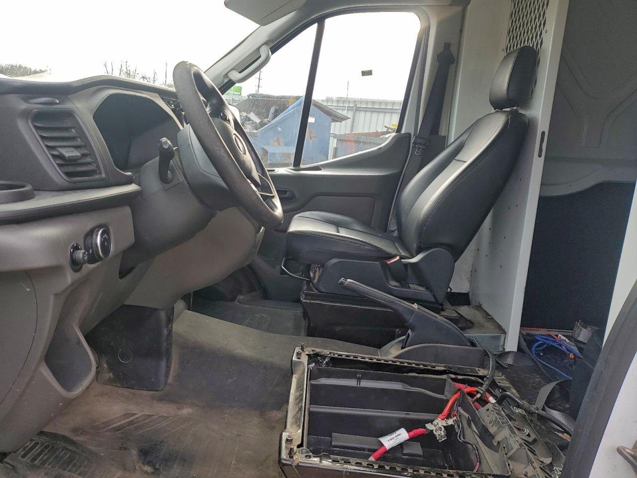 2020 Ford Transit T-250 - zdjęcie 7