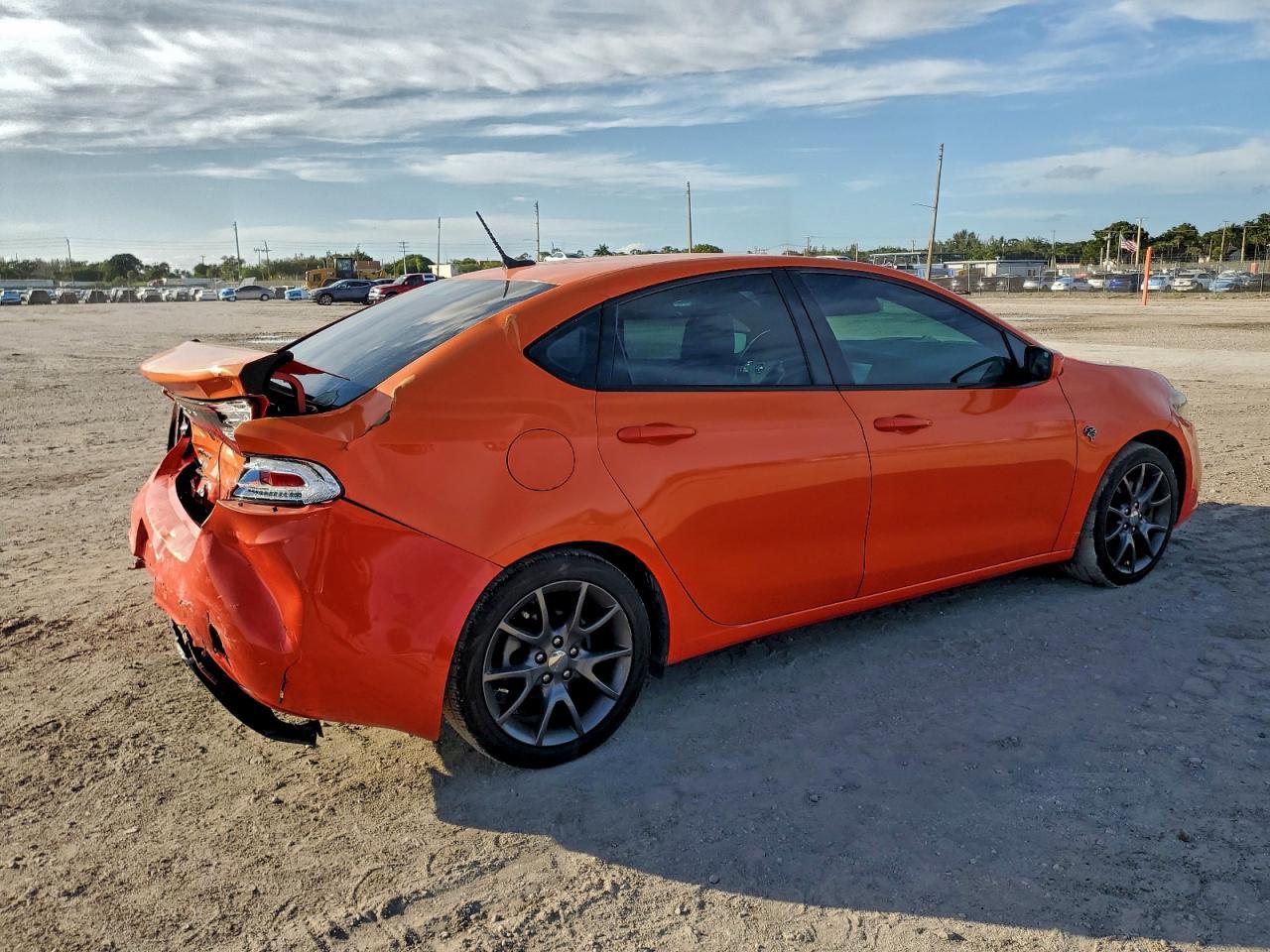 2016 Dodge Dart Sxt Sport - zdjęcie 3