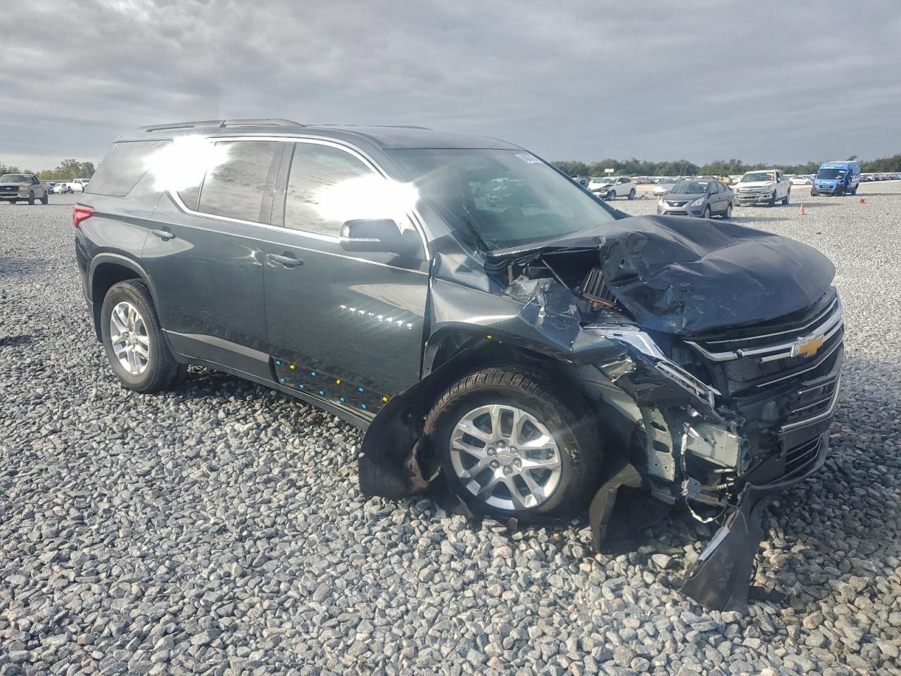 2021 Chevrolet Traverse Lt - zdjęcie 4