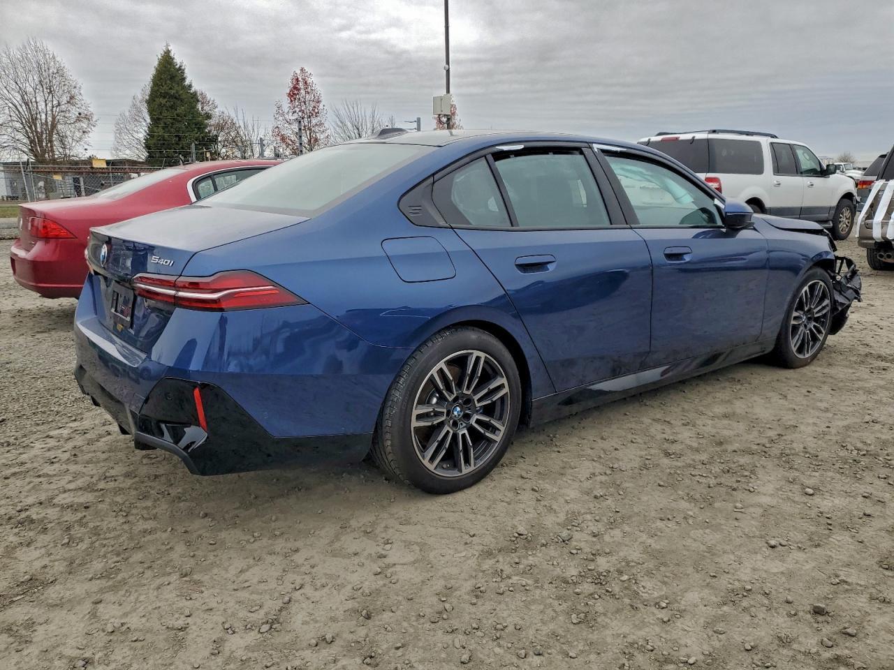 2026 BMW 540 Xi - zdjęcie 3