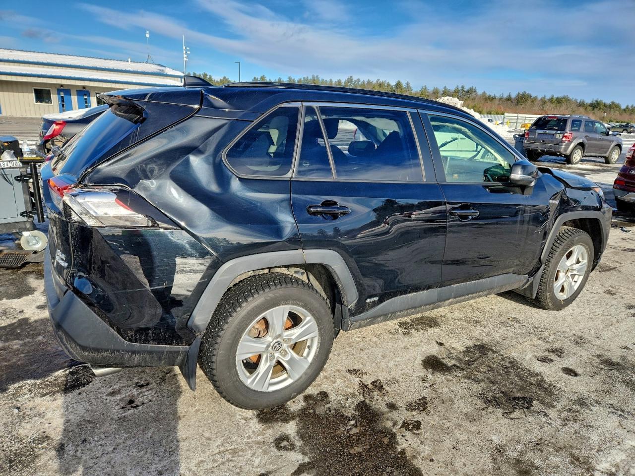 2020 Toyota Rav4 Xle - zdjęcie 3