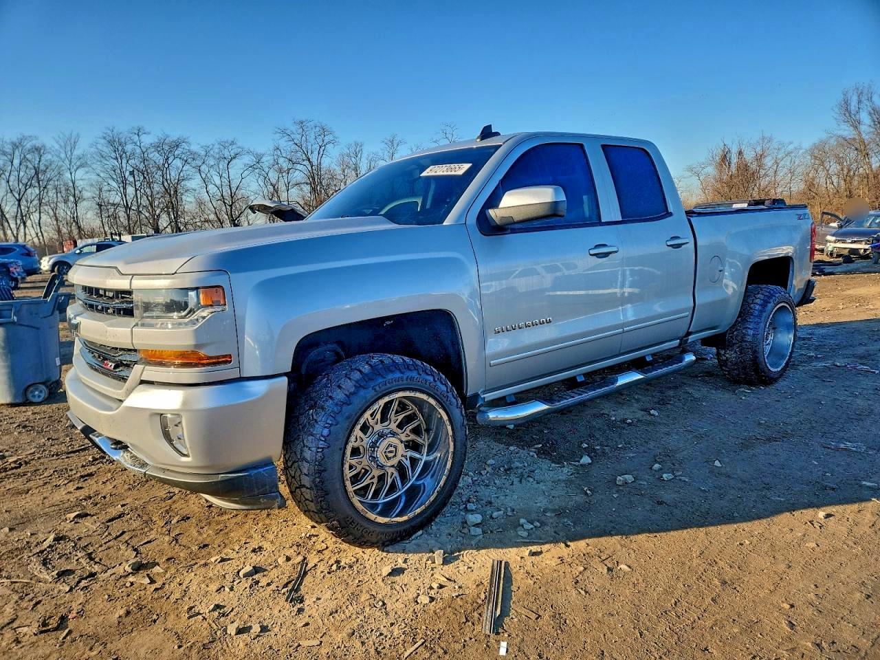 2018 Chevrolet Silverado K1500 Lt - zdjęcie główne