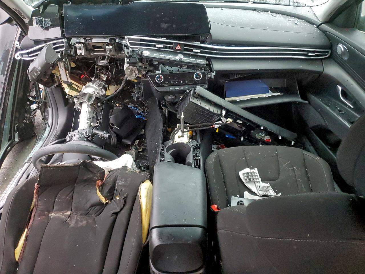 2024 Hyundai Elantra Blue - zdjęcie 8