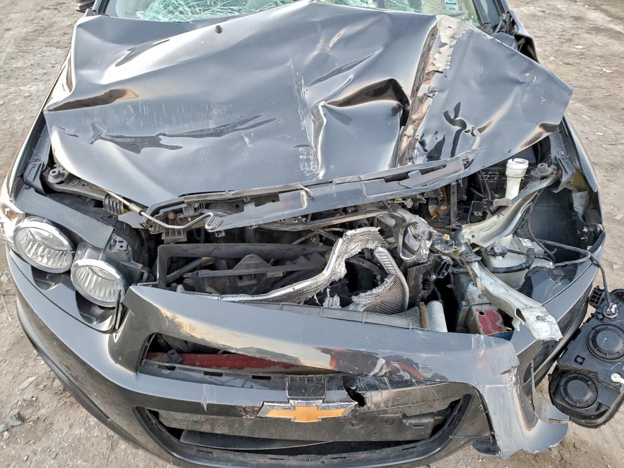 2015 Chevrolet Sonic Lt - zdjęcie 11