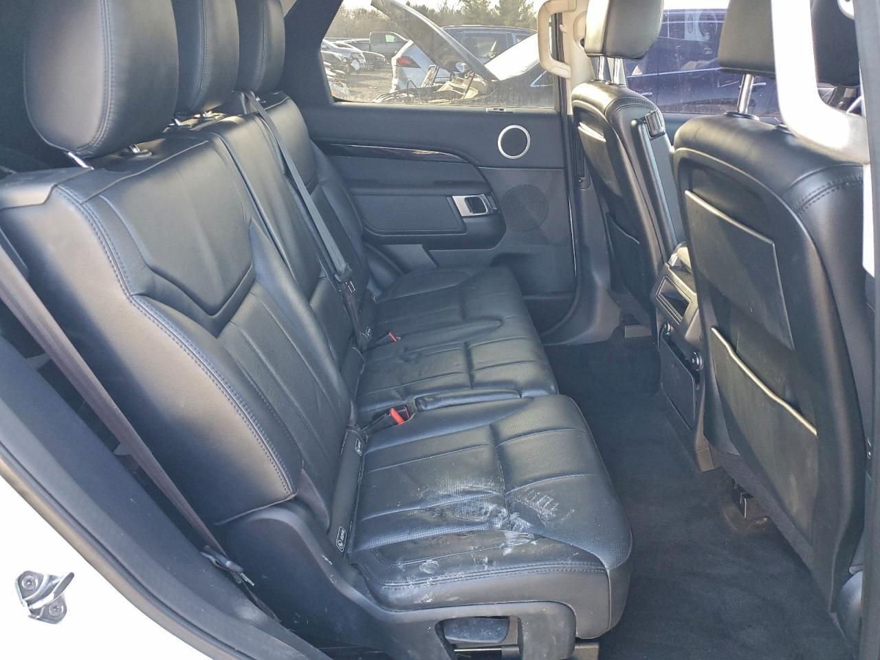 2019 Land Rover Discovery - zdjęcie 11