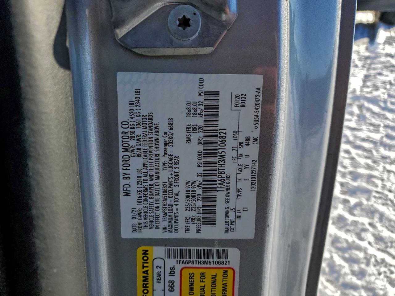 2021 Ford Mustang - zdjęcie 12