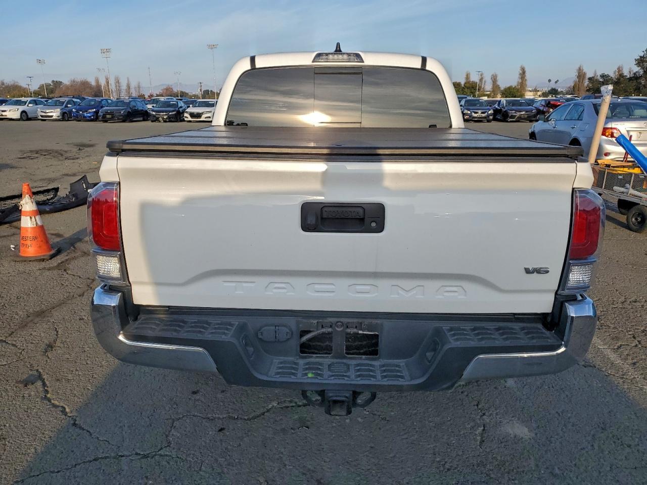 2023 Toyota Tacoma Double Cab - zdjęcie 6