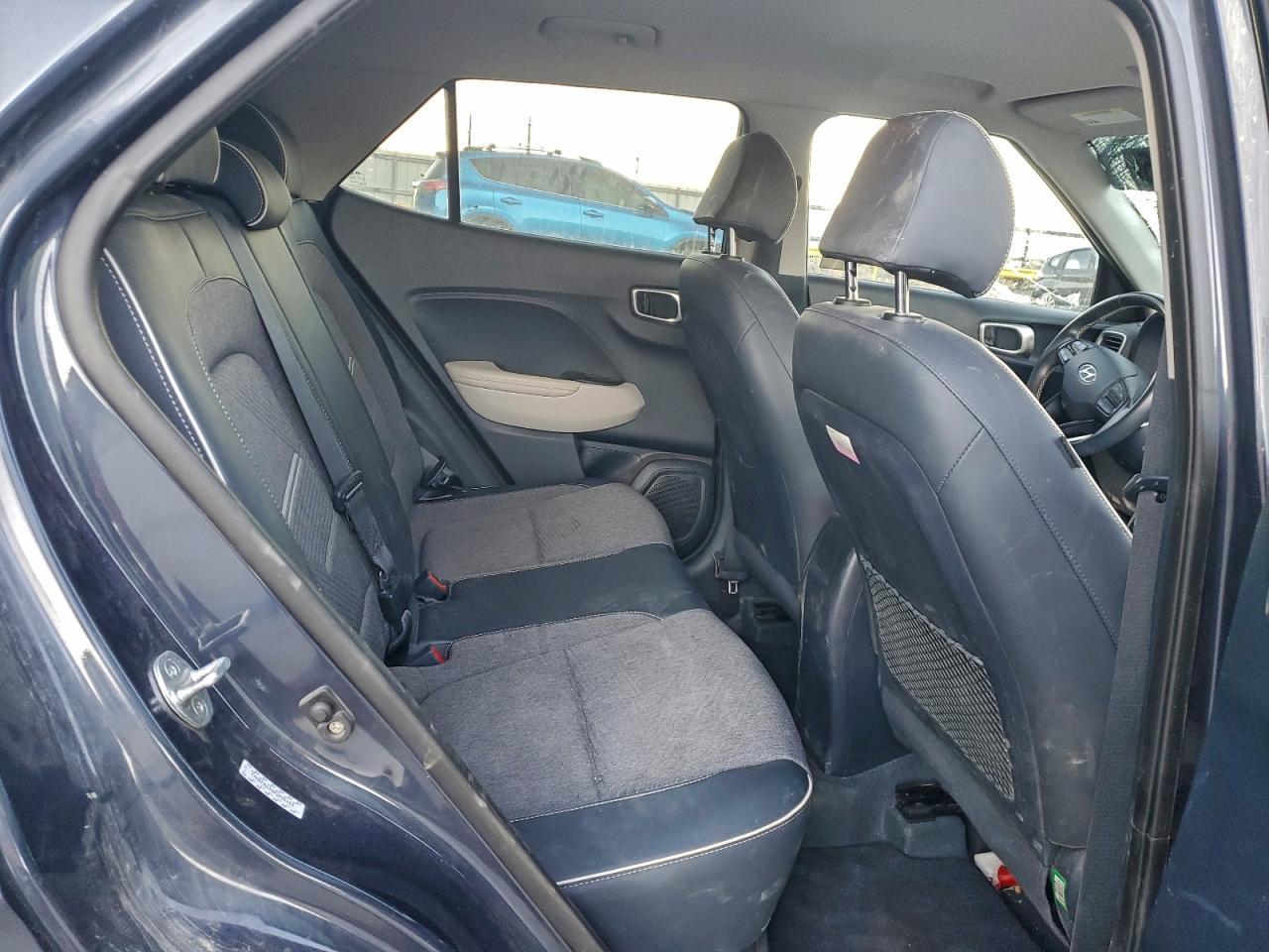 2023 Hyundai Venue Sel - zdjęcie 11