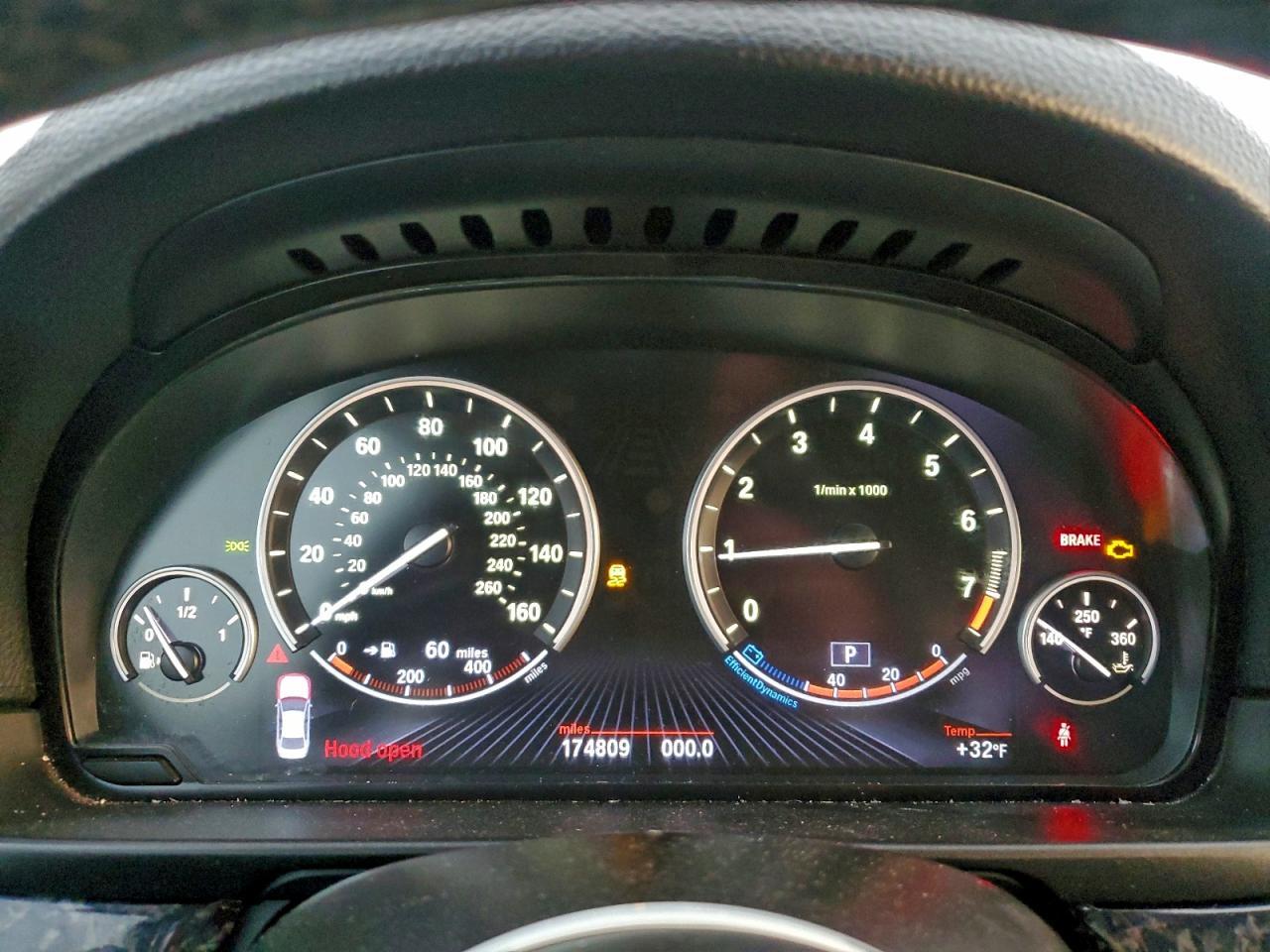 2013 BMW Seria 5 535i - zdjęcie 9