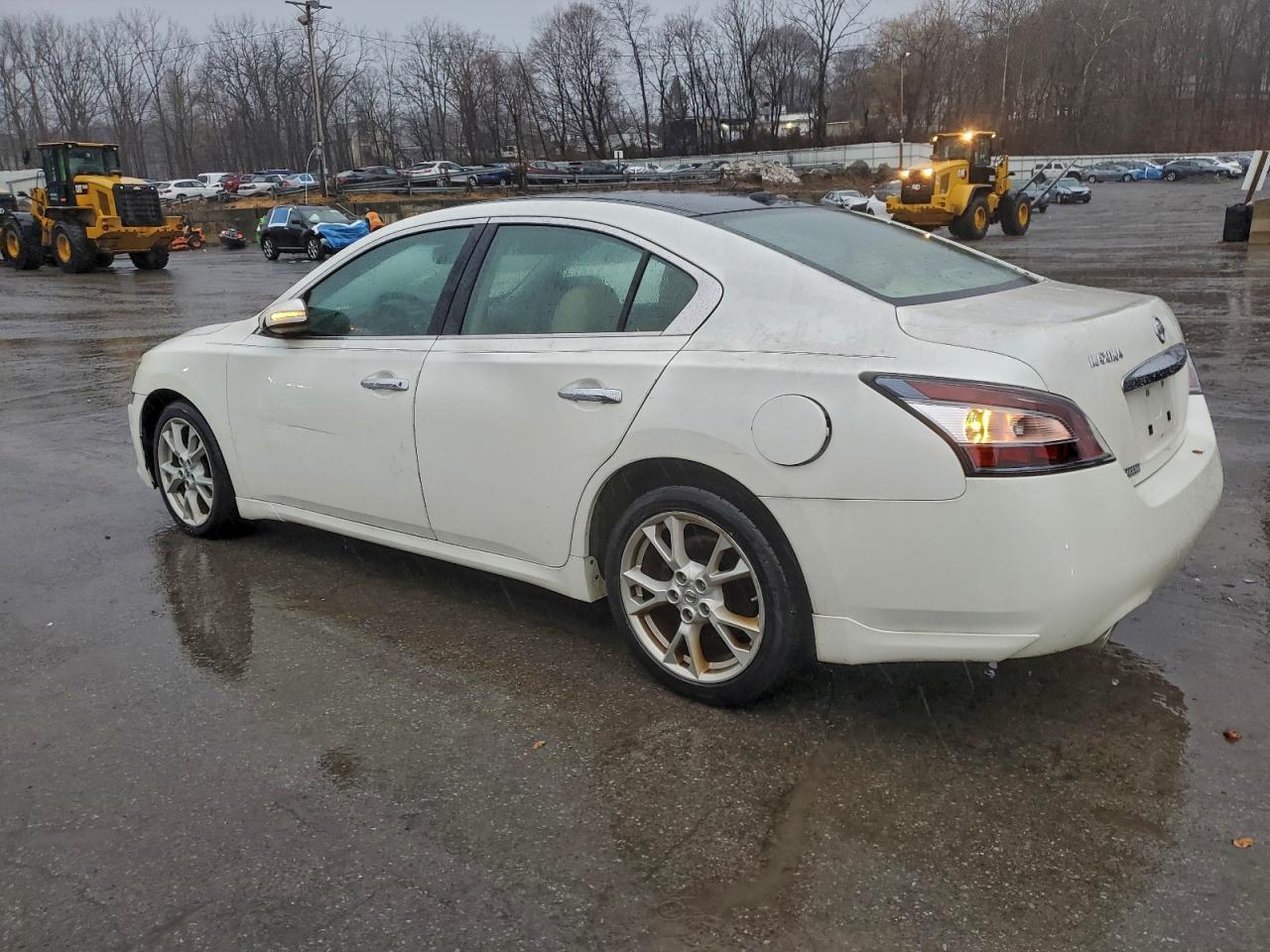 2014 Nissan Maxima - zdjęcie 2