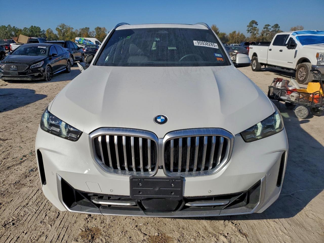 2024 BMW X5 xDrive40I - zdjęcie 5