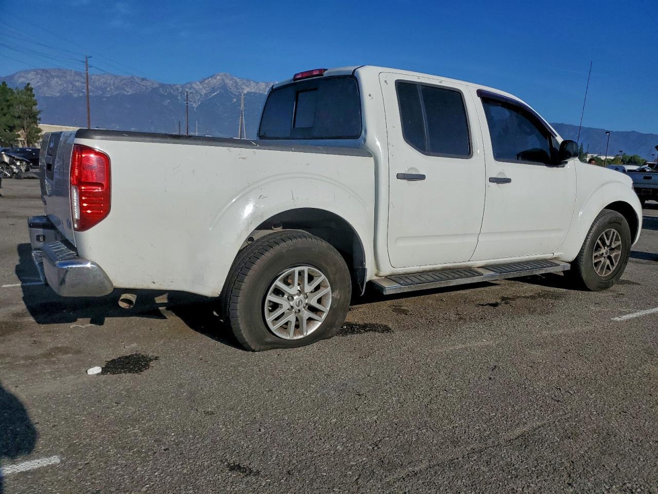 2018 Nissan Frontier S - zdjęcie 3