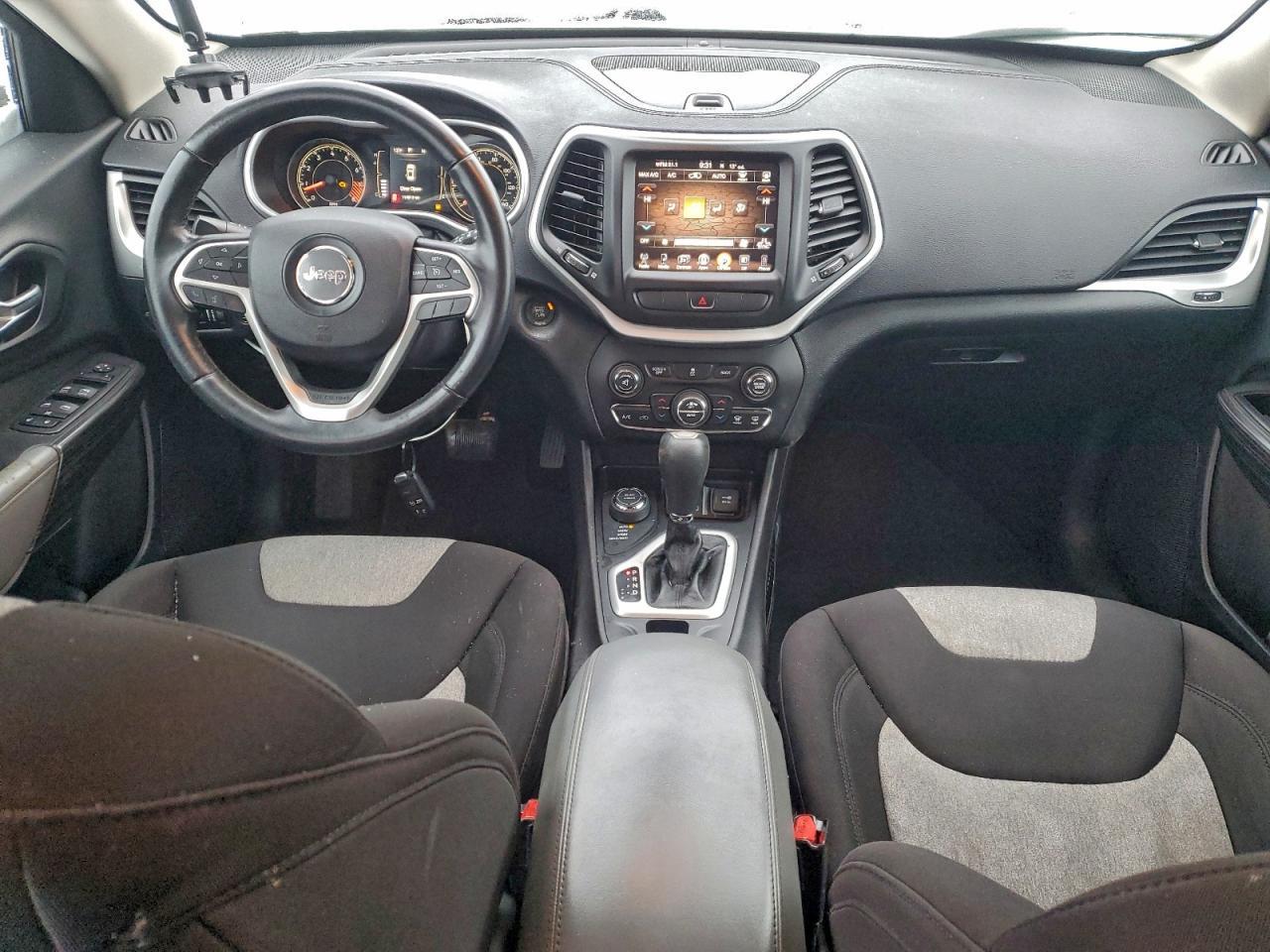 2014 Jeep Cherokee - zdjęcie 8