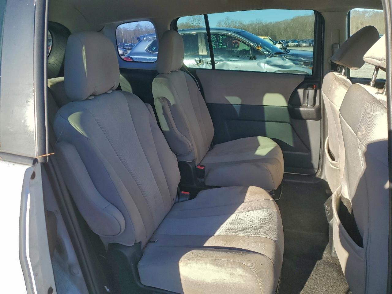 2013 Mazda 5 - zdjęcie 11