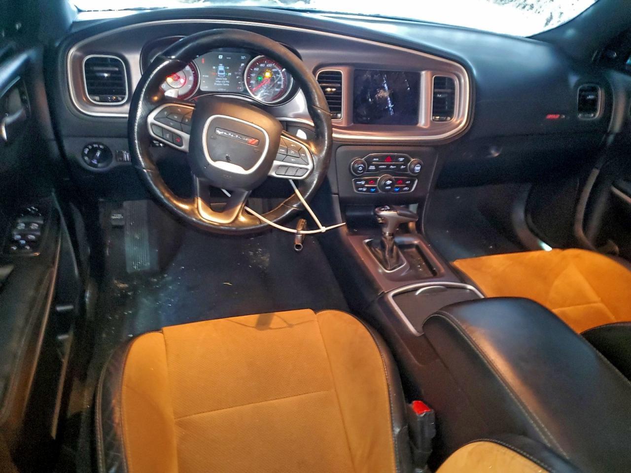 2020 Dodge Charger Scat Pack - zdjęcie 8