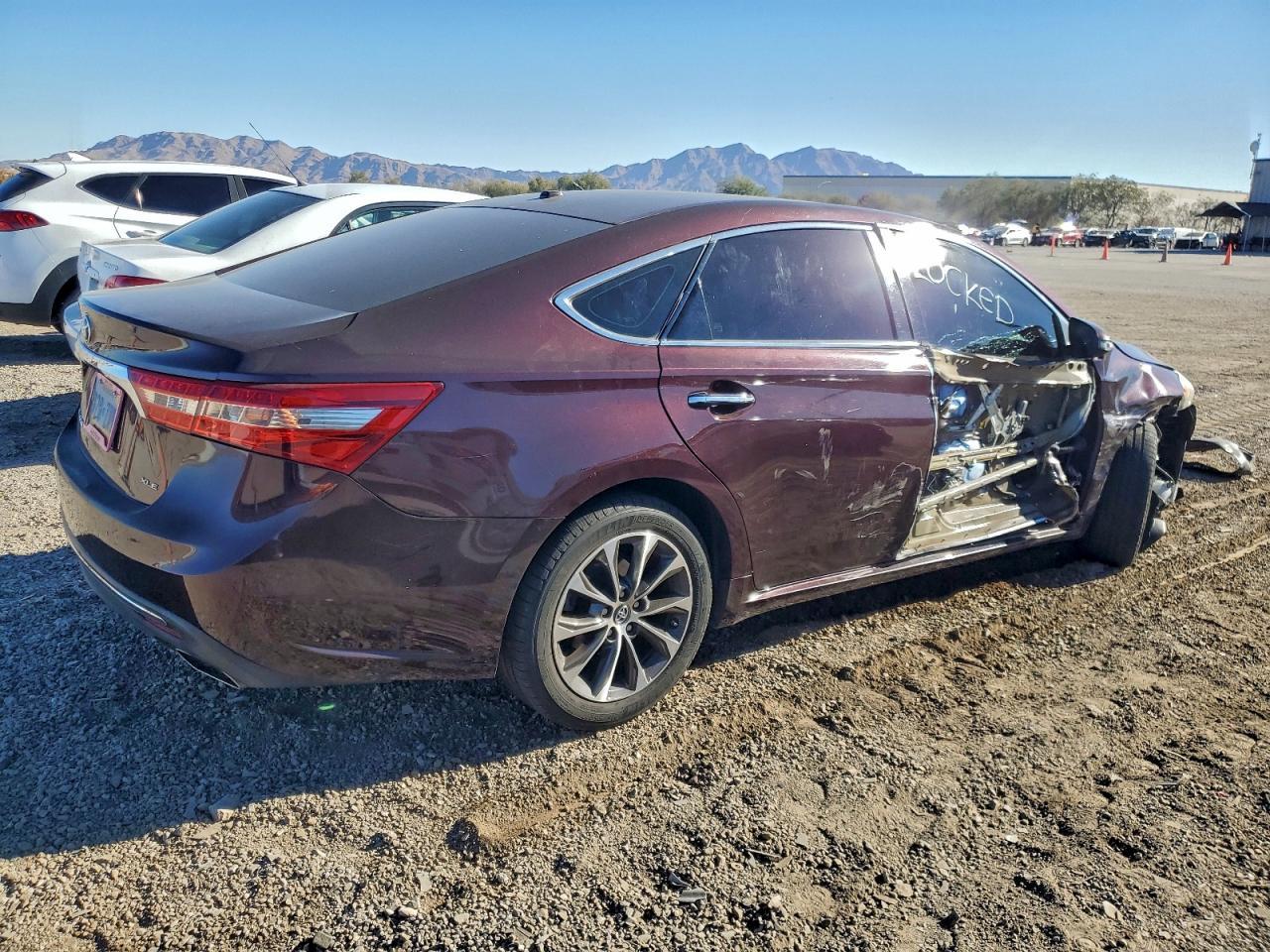 2018 Toyota Avalon Xle - zdjęcie 3