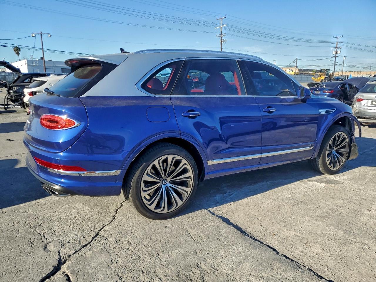 2023 Bentley Bentayga - zdjęcie 3