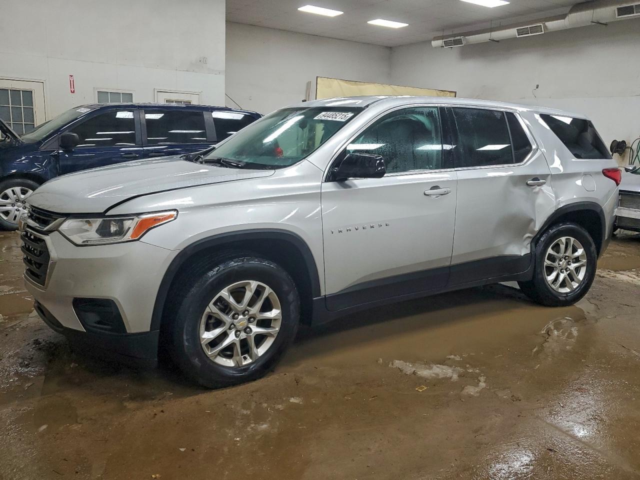 2020 Chevrolet Traverse Ls - zdjęcie główne