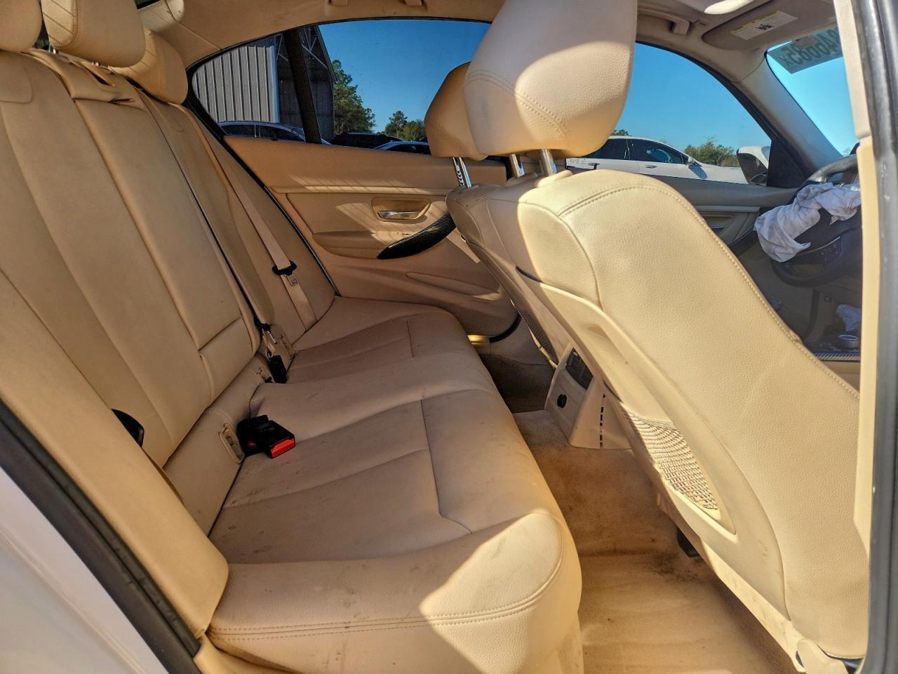 2015 BMW 328 I - zdjęcie 10