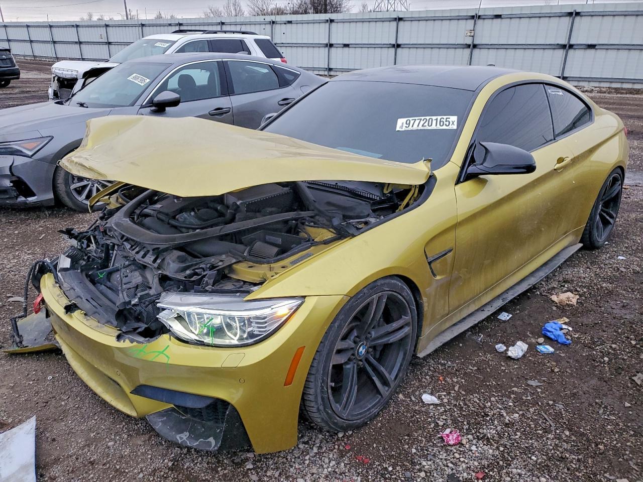 2015 BMW M4 - zdjęcie główne