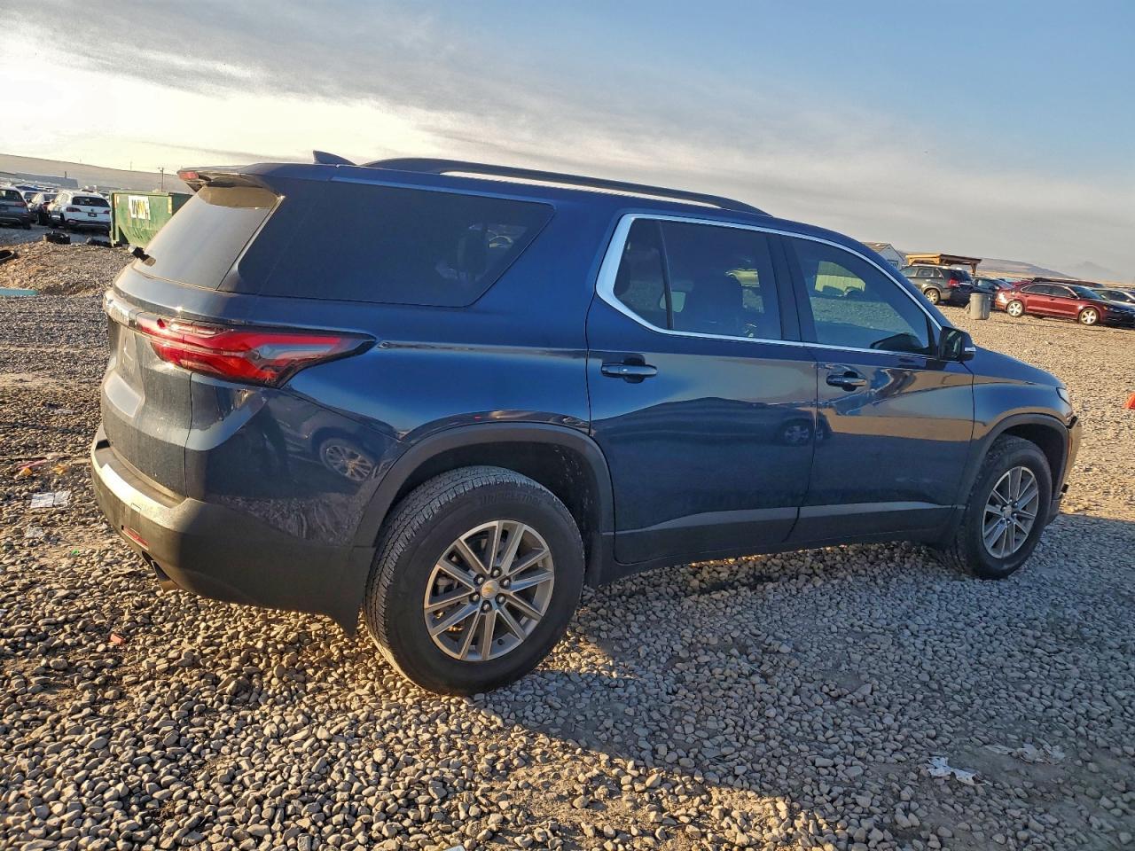 2023 Chevrolet Traverse Lt - zdjęcie 3