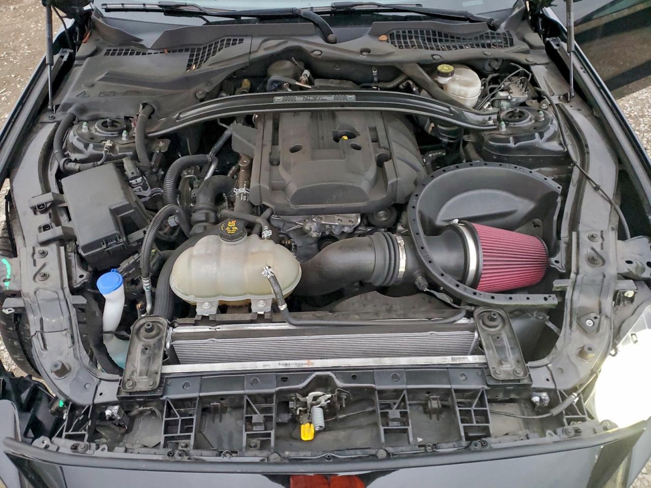 2020 Ford Mustang - zdjęcie 11