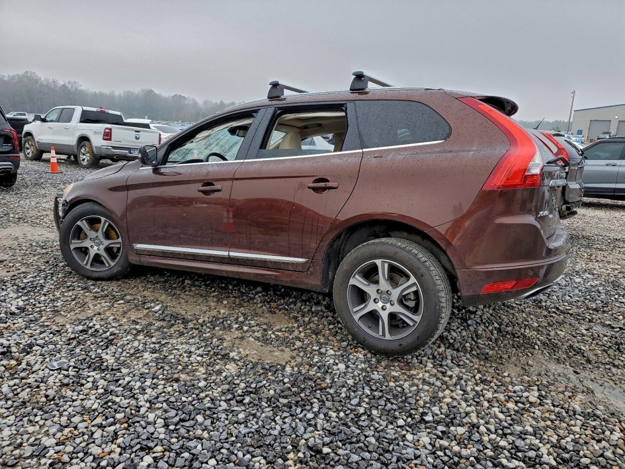 2014 Volvo Xc60 T6 - zdjęcie 2