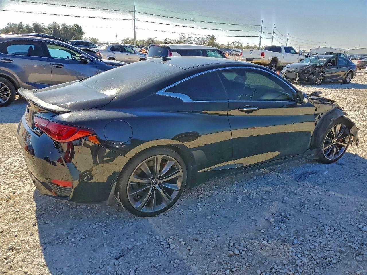 2018 Infiniti Q60 Red Sport 400 - zdjęcie 3