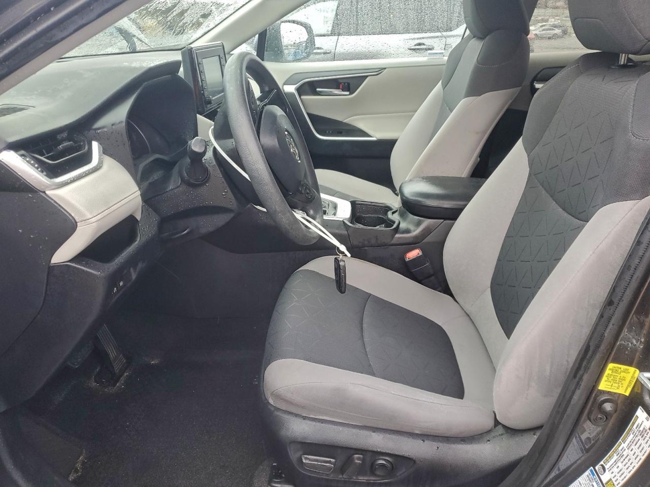 2021 Toyota Rav4 Xle - zdjęcie 7