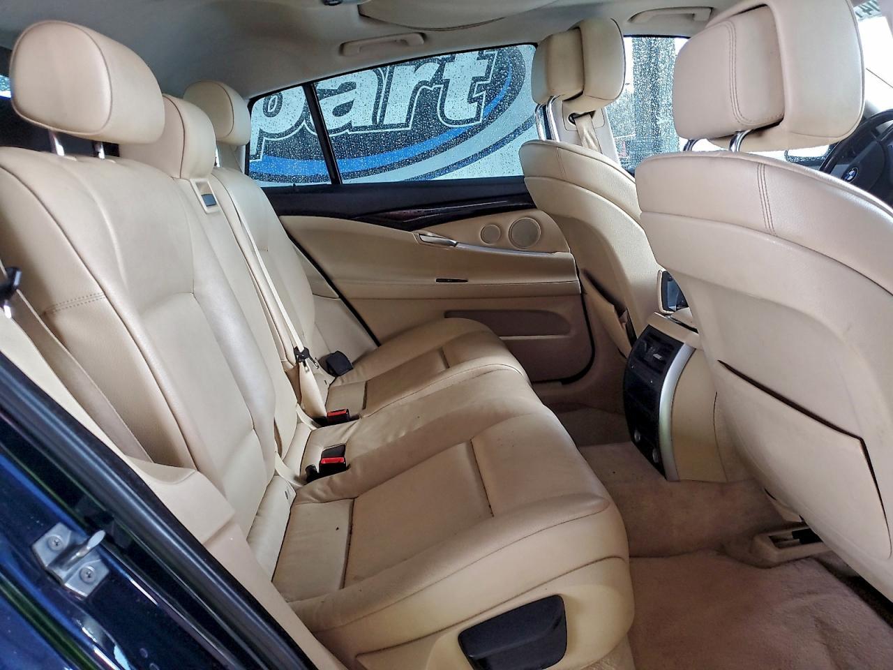 2013 BMW 5 Series - zdjęcie 10