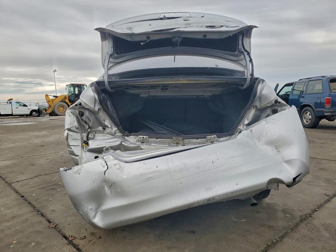 2014 Nissan Versa S - zdjęcie 6