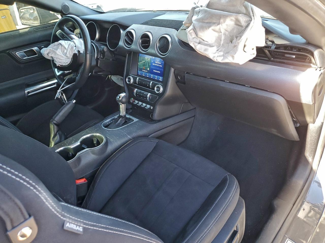 2021 Ford Mustang Gt - zdjęcie 8