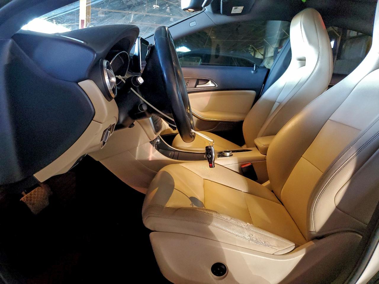 2015 Mercedes-Benz Cla 250 - zdjęcie 7