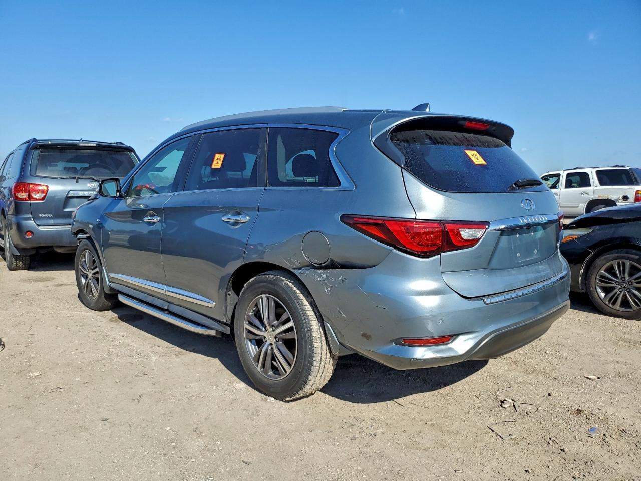 2018 Infiniti Qx60 - zdjęcie 2