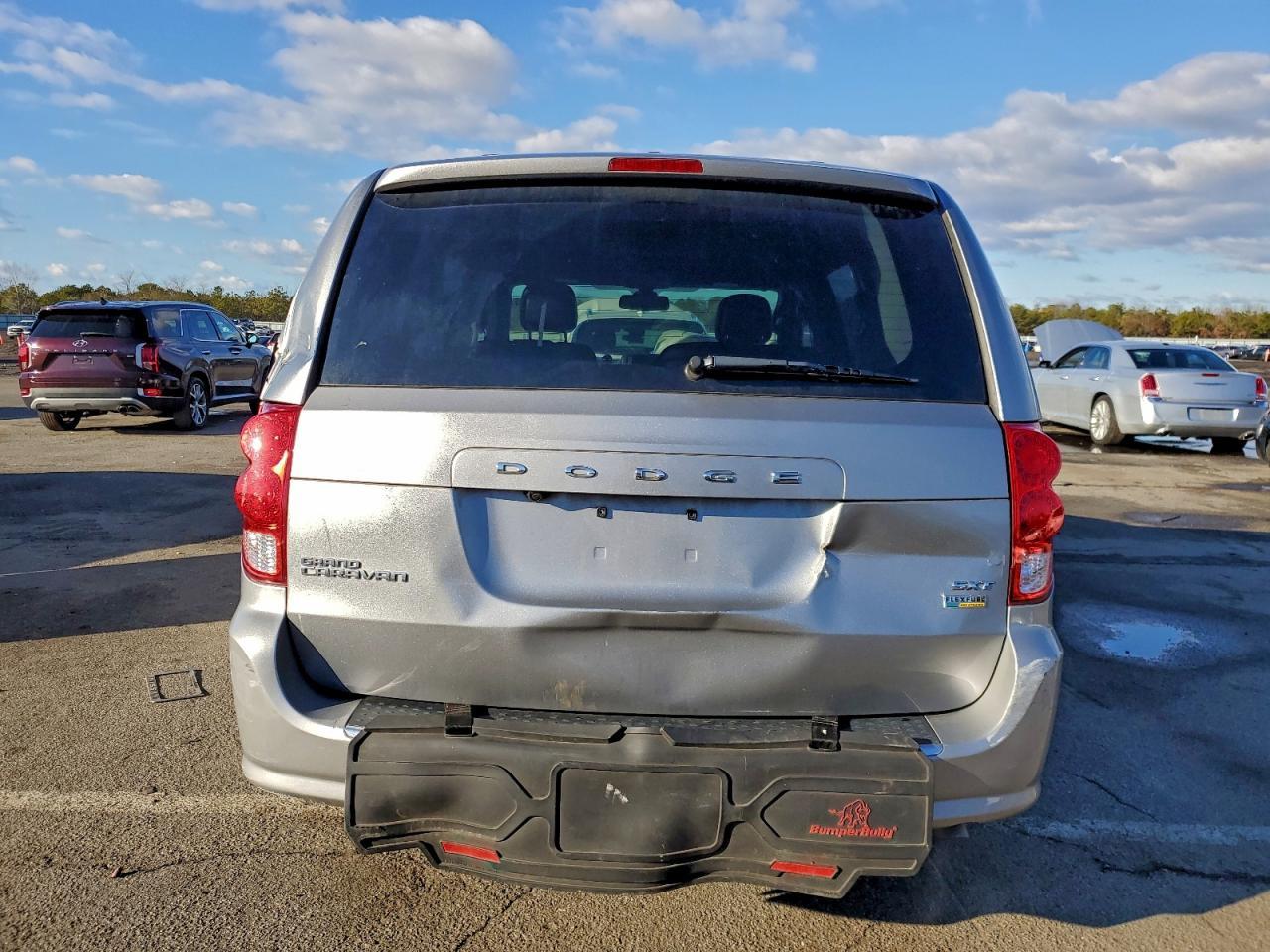 2019 Dodge Grand Caravan Sxt - zdjęcie 6