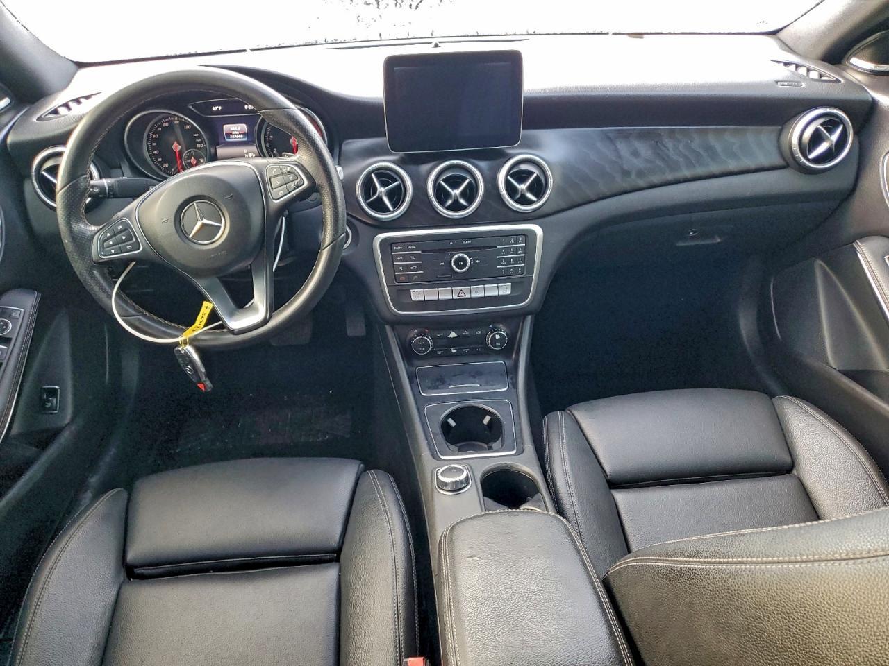 2018 Mercedes-Benz Cla 250 - zdjęcie 8