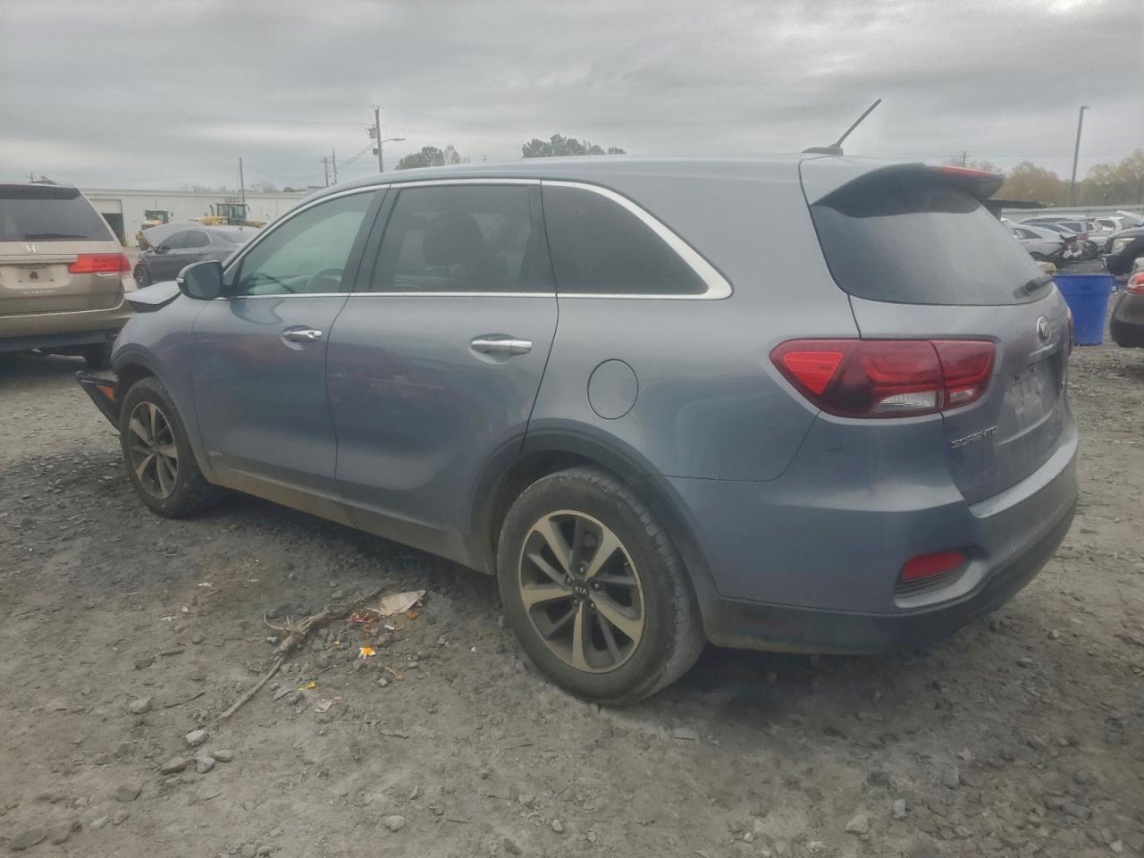 2020 Kia Sorento S - zdjęcie 2