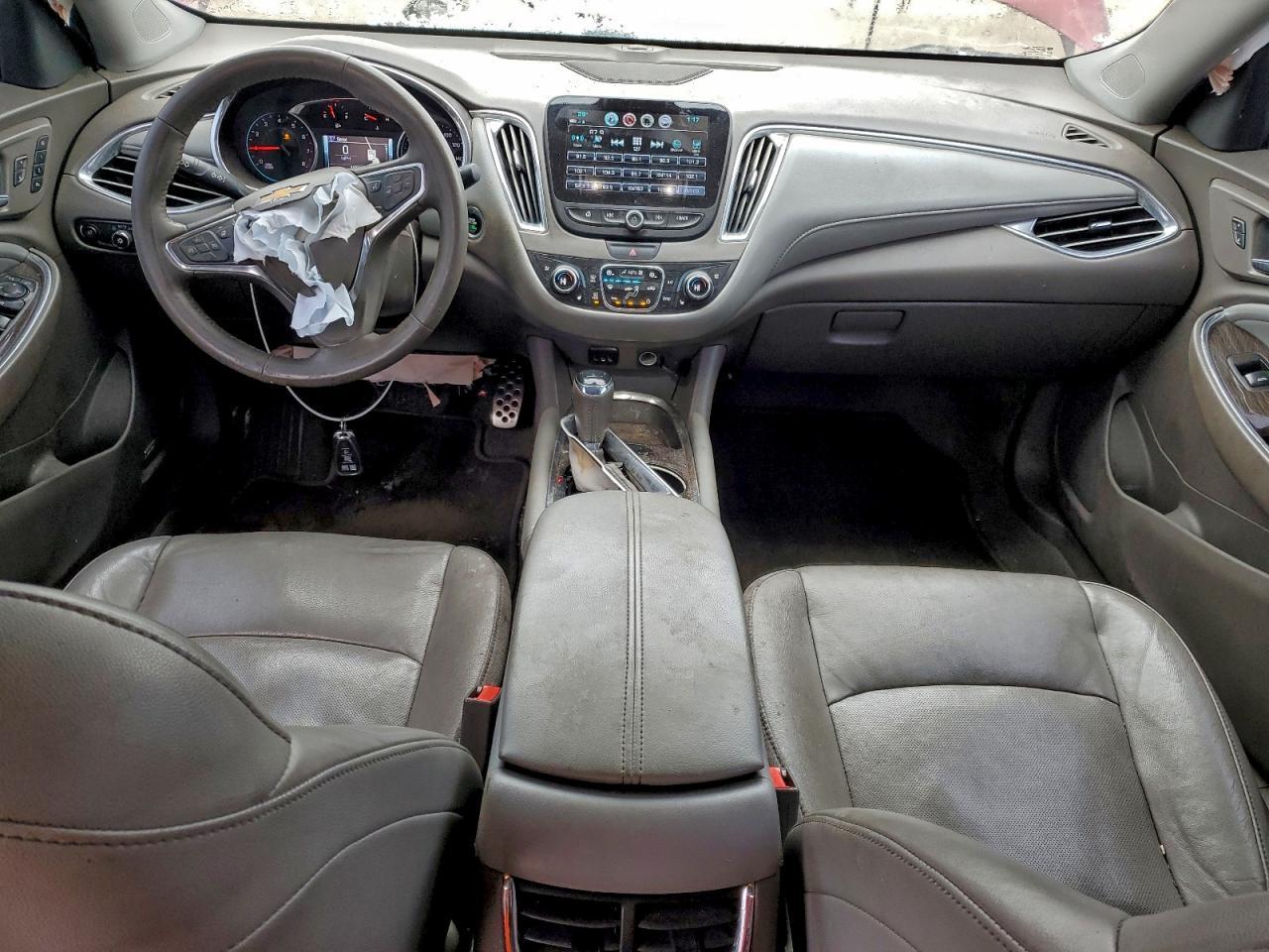 2017 Chevrolet Malibu Premier - zdjęcie 8