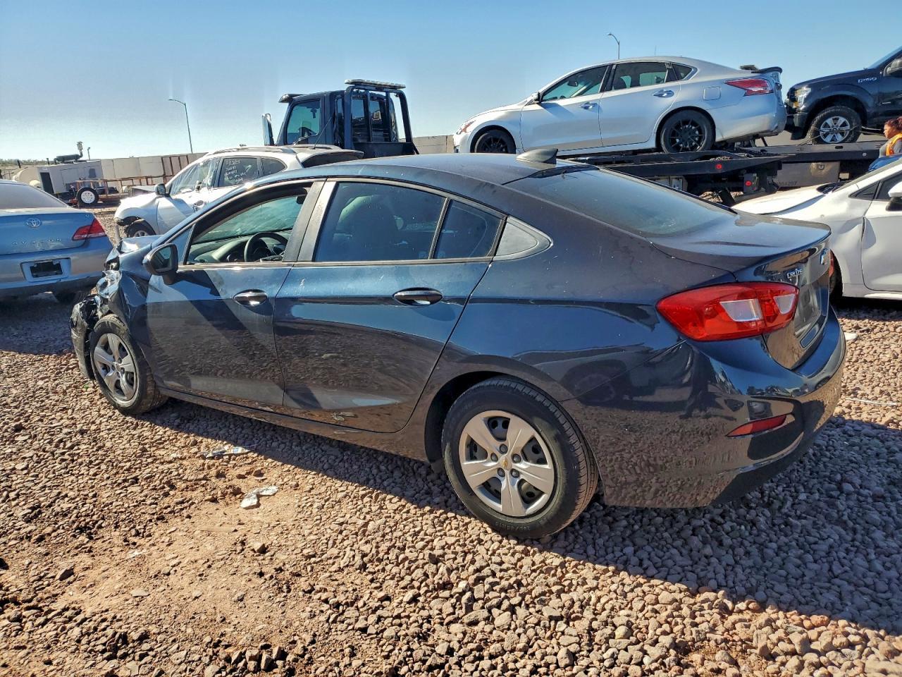 2016 Chevrolet Cruze Ls - zdjęcie 2