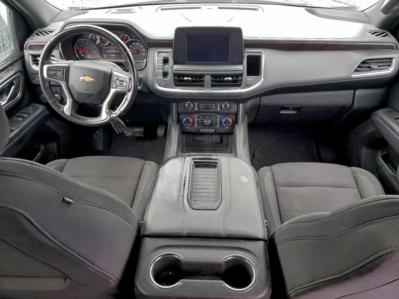 2023 Chevrolet Suburban C1500 Ls - zdjęcie 8