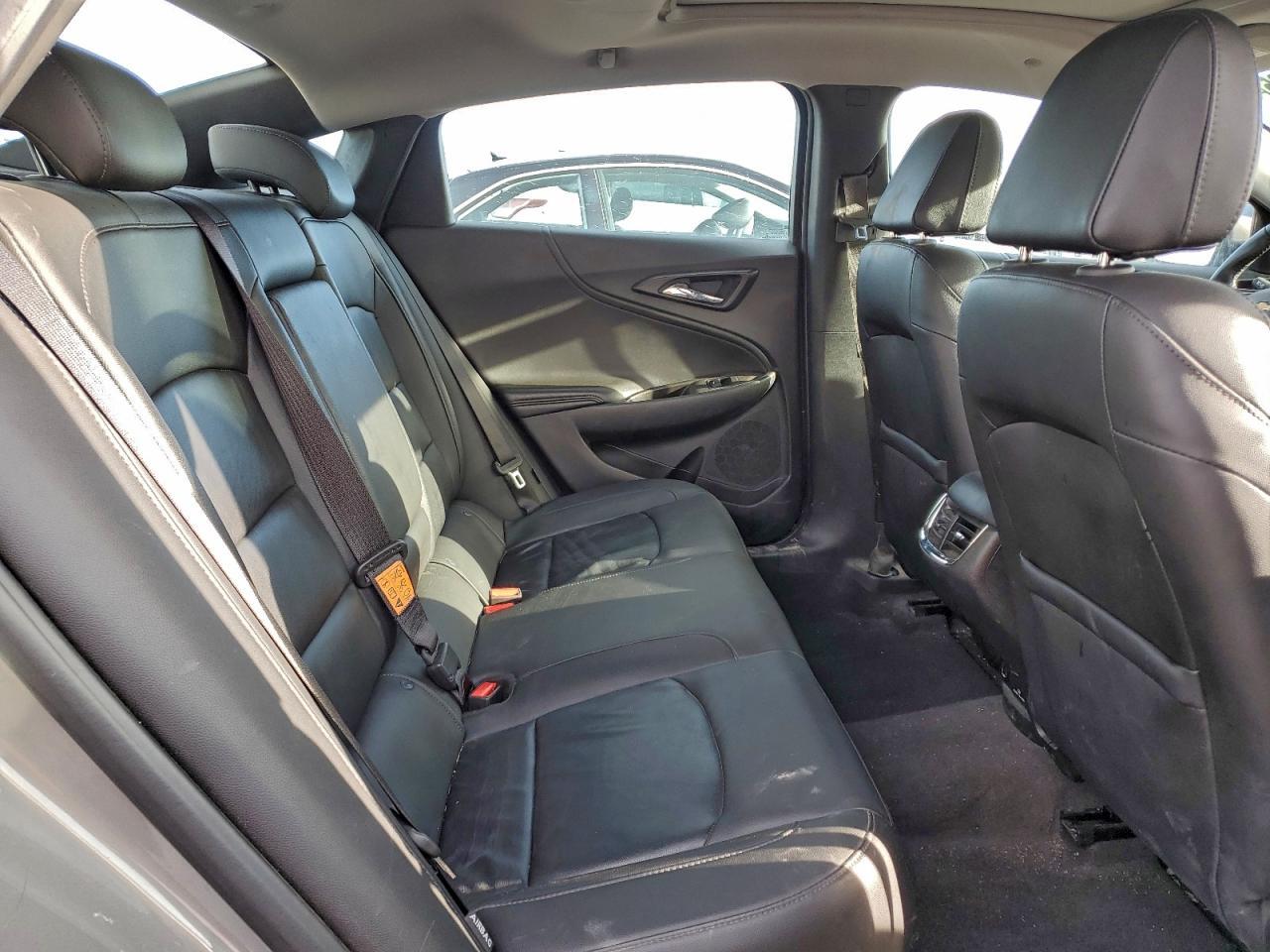 2017 Chevrolet Malibu Lt - zdjęcie 10