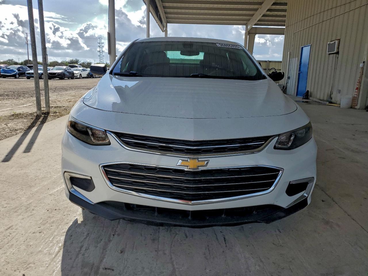 2018 Chevrolet Malibu Ls - zdjęcie 5