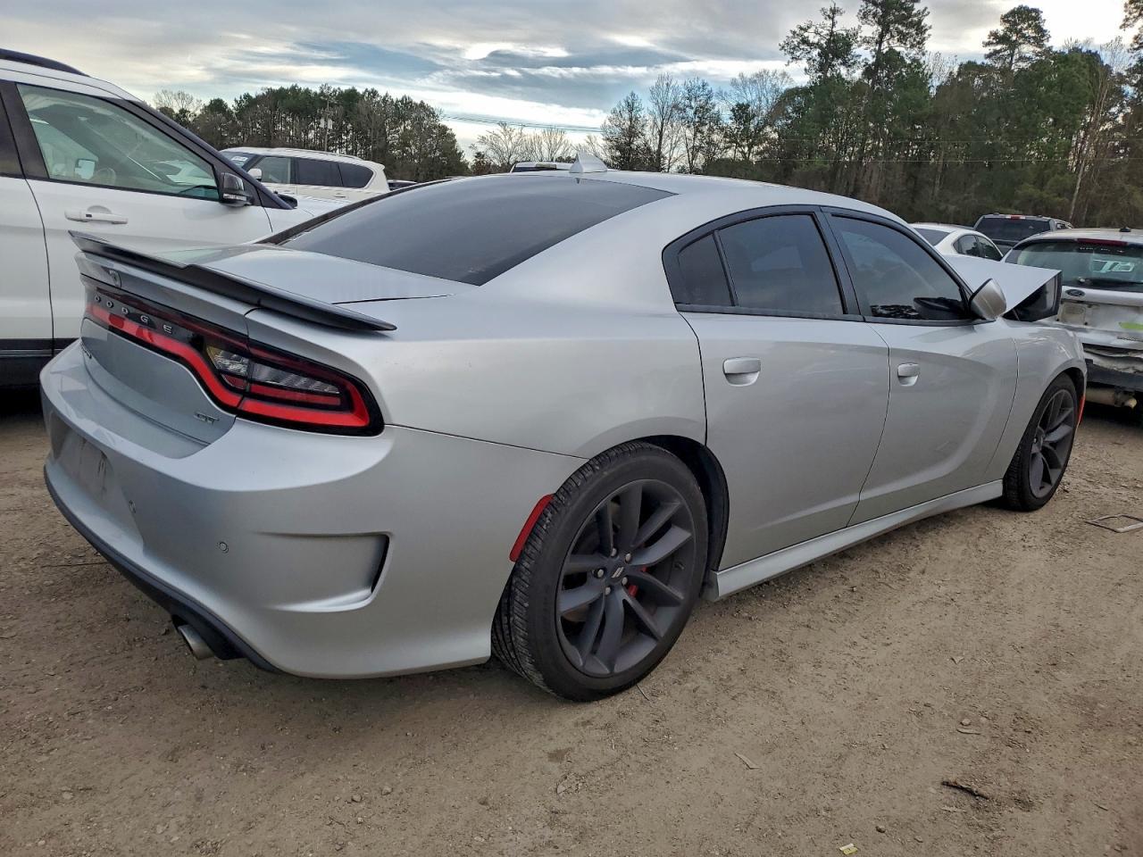 2021 Dodge Charger Gt - zdjęcie 3